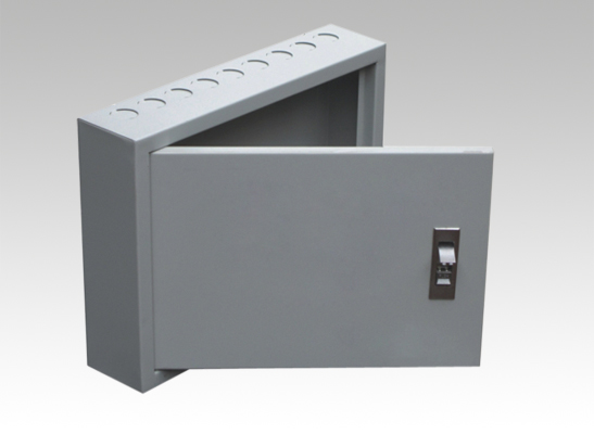 通信機(jī)箱